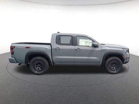 New 2026 Nissan Frontier PRO-4X w/ Tow Package AWD/4WD image 8