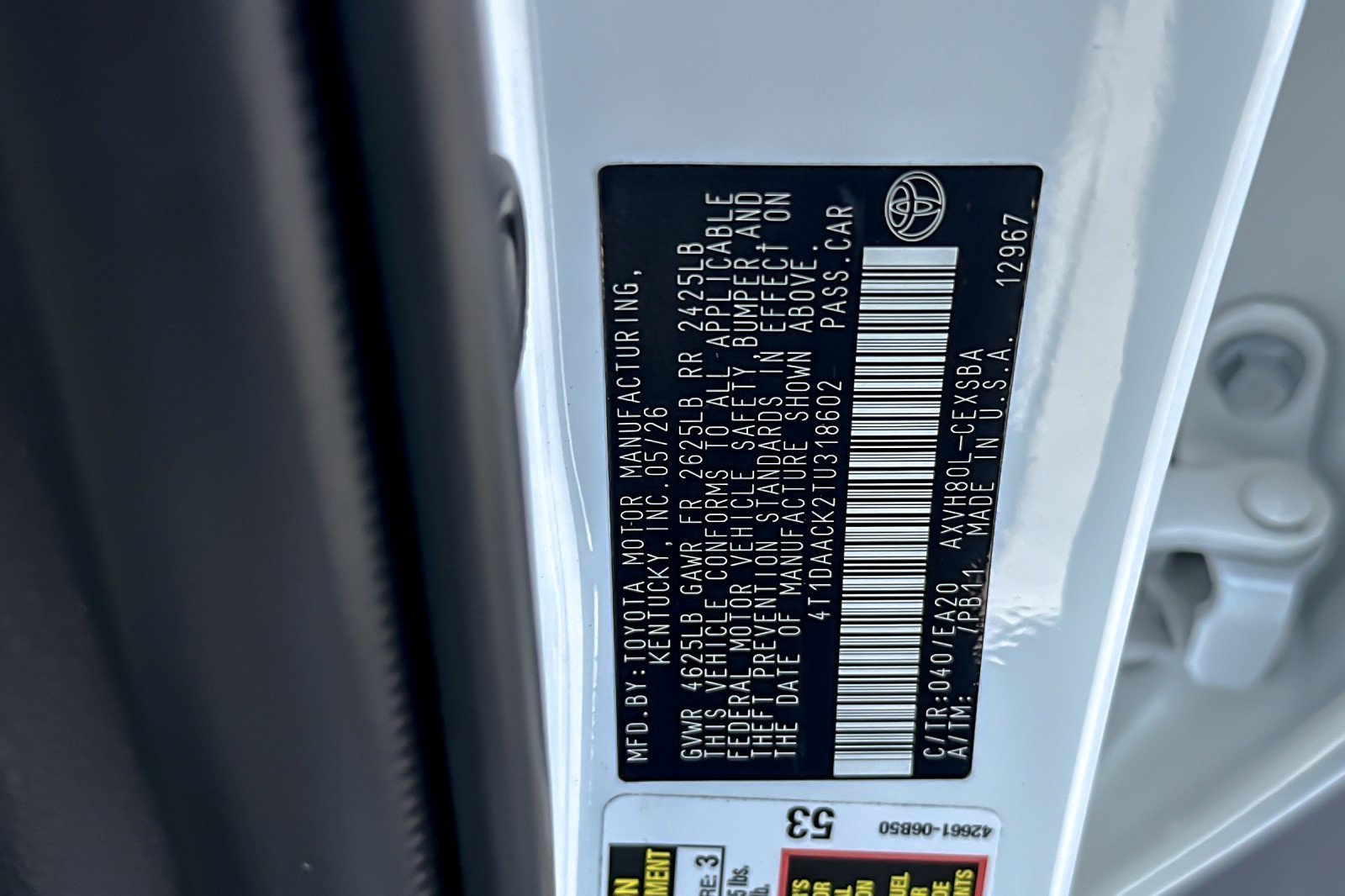 Certified 2026 Toyota Camry Hybrid w/ Convenience Package FWD image 26