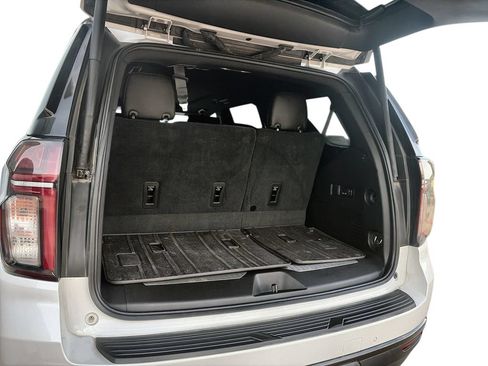 Used 2021 Chevrolet Tahoe RST w/ Luxury Package AWD/4WD image 27