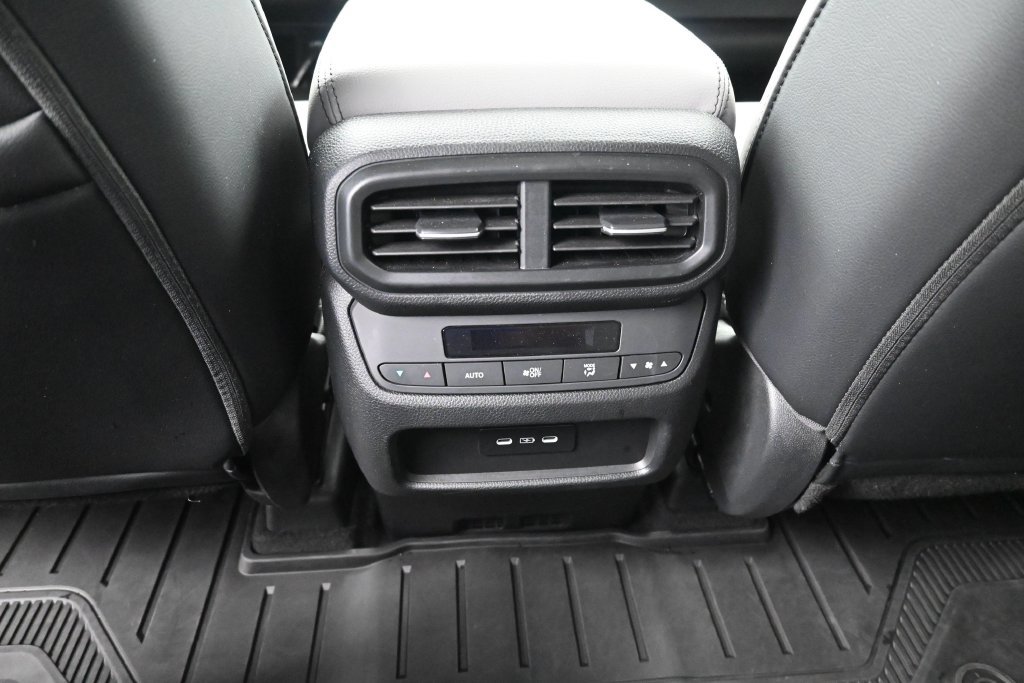 Used 2025 Honda Pilot EX-L image 21