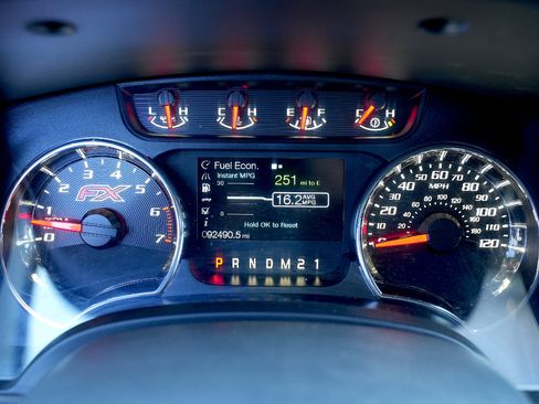 Used 2014 Ford F150 FX4 w/ Equipment Group 402A Luxury image 30