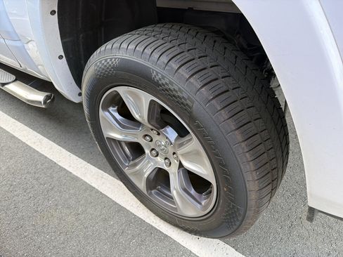 Used 2022 RAM 1500 Laramie image 14