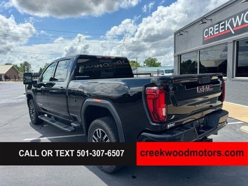 Used 2020 GMC Sierra 2500 AT4 w/ AT4 Premium Package AWD/4WD image 3