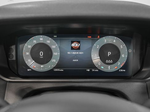 Used 2024 Land Rover Range Rover Velar Dynamic SE image 20