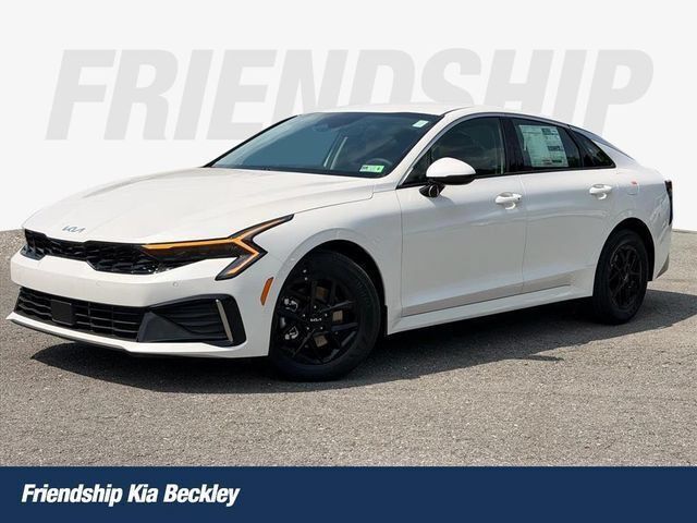 New 2026 Kia K5 LXS FWD image 1