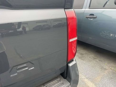 Used 2025 Toyota Tacoma SR5 AWD/4WD image 13