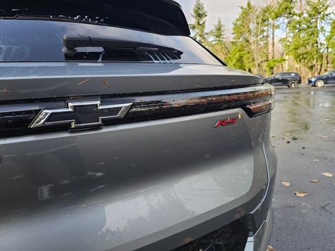 New 2026 Chevrolet Equinox EV RS image 25