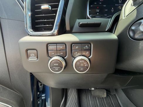 Used 2025 GMC Sierra 1500 Denali w/ Denali Reserve Package AWD/4WD image 4