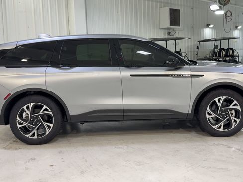 New 2026 Lincoln Nautilus Premier w/ Equipment Group 102A image 2