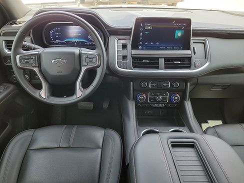 Used 2023 Chevrolet Suburban RST w/ Sport Performance Package AWD/4WD image 17