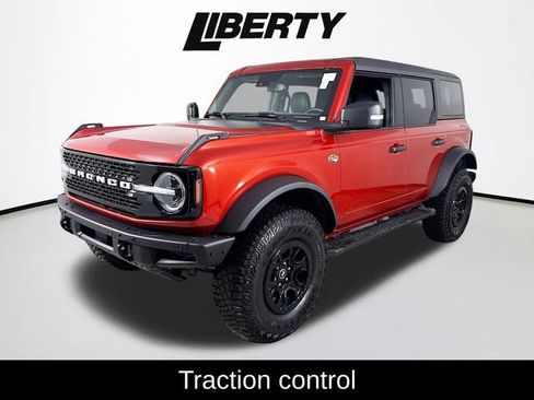 Certified 2023 Ford Bronco Wildtrak image 3