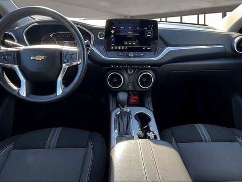 Used 2023 Chevrolet Blazer LT image 17