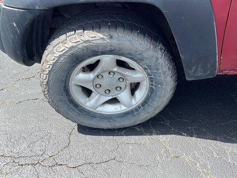 Used 2007 Toyota Tacoma 4x4 Regular Cab image 24