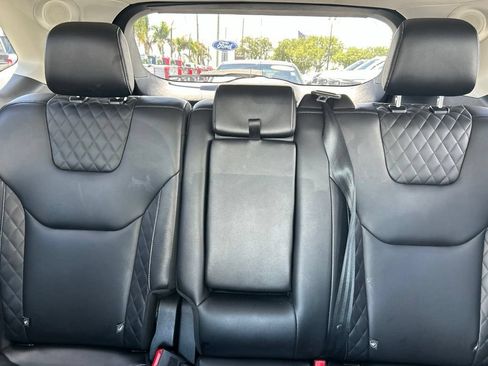 Used 2024 Ford Edge Titanium AWD/4WD image 13