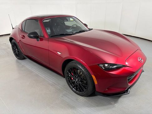 Used 2025 MAZDA MX-5 Miata RF Club w/ Weather Package RWD image 2