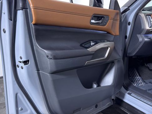 Certified 2024 Nissan Pathfinder Platinum w/ Cargo Package AWD/4WD image 31