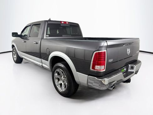 Used 2018 RAM 1500 Laramie w/ Convenience Group AWD/4WD image 5