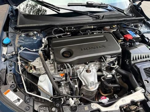 Used 2025 Honda Civic Sport image 30