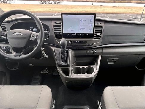 Used 2022 Ford Transit 350 XLT image 12