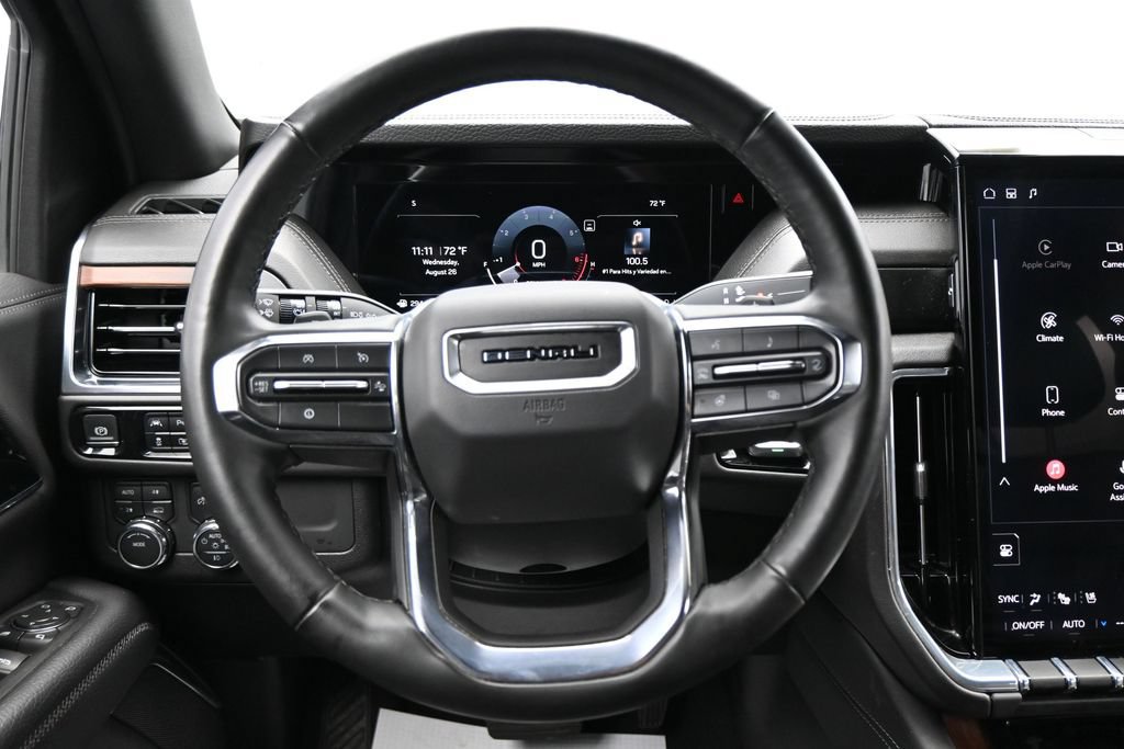 Used 2025 GMC Yukon Denali AWD/4WD image 16