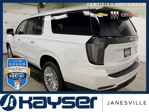 Certified 2025 Chevrolet Suburban LT w/ Comfort Package image 12