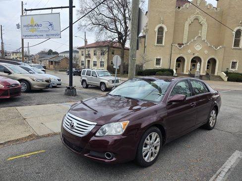 Used 2008 Toyota Avalon XLS image 1