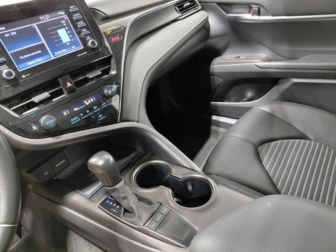 Used 2023 Toyota Camry SE image 26