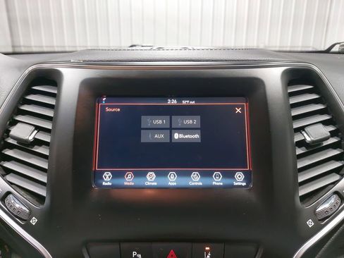 Used 2021 Jeep Cherokee Latitude Lux image 22