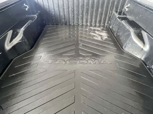 Used 2023 Toyota Tacoma TRD Off-Road image 23