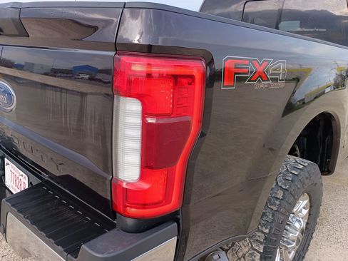 Used 2019 Ford F350 Lariat w/ Lariat Ultimate Package image 8