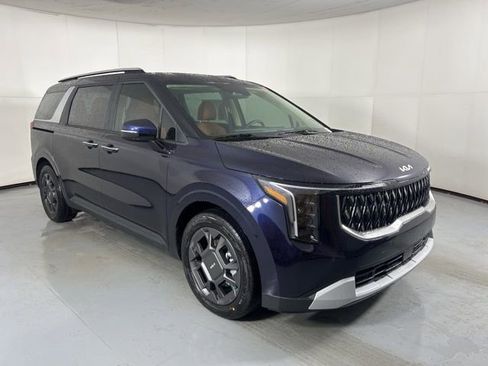 New 2026 Kia Carnival EX image 2