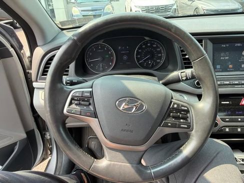 Used 2017 Hyundai Elantra SE w/ SE A/T Tech Package 03 FWD image 22