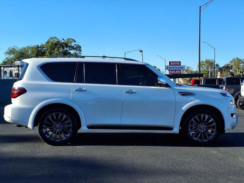 Used 2023 Nissan Armada Platinum w/ Captain's Chairs Package image 30