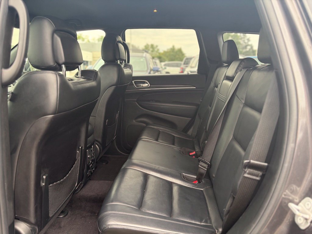 Used 2018 Jeep Grand Cherokee Limited AWD/4WD image 13
