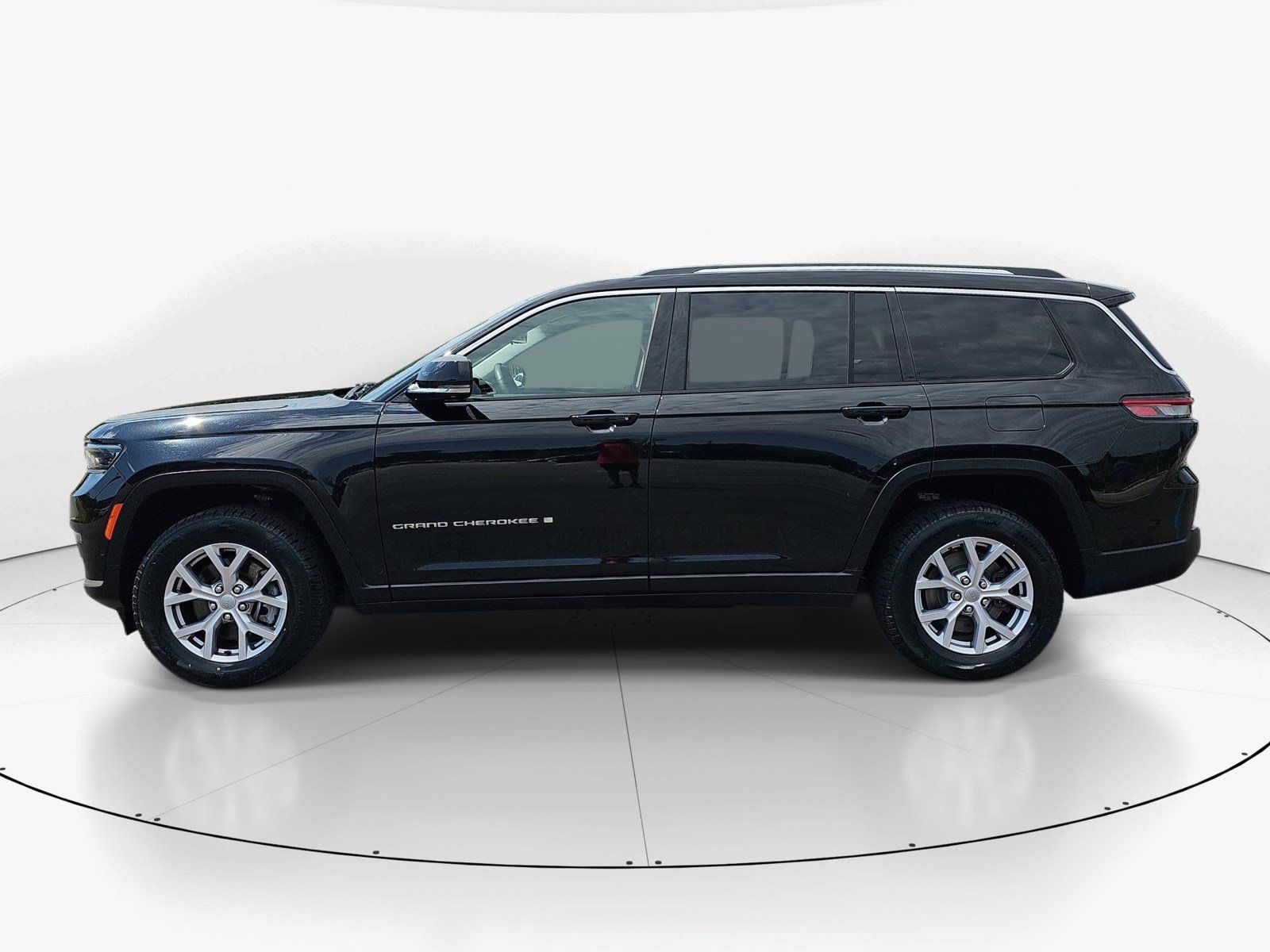 Used 2022 Jeep Grand Cherokee L Limited w/ Luxury Tech Group II AWD/4WD image 7