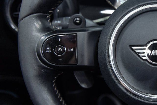 Used 2024 MINI Cooper S FWD image 14