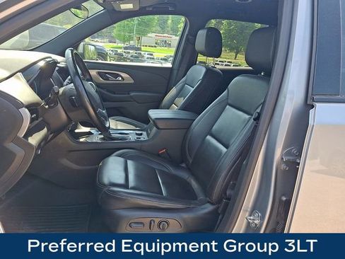 Used 2023 Chevrolet Traverse LT w/ Midnight/Sport Edition AWD/4WD image 2