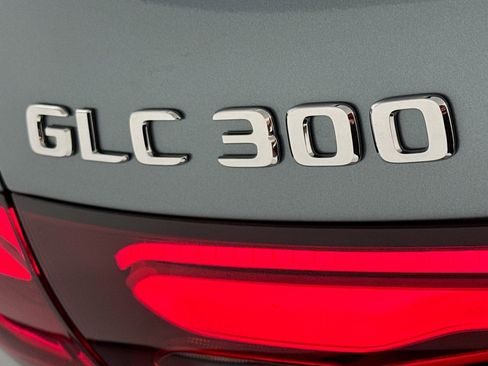 New 2026 Mercedes-Benz GLC 300 image 8