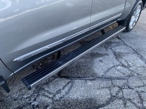 Used 2024 Chevrolet Silverado 1500 High Country w/ Technology Package image 14