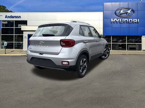 New 2026 Hyundai Venue SEL image 5