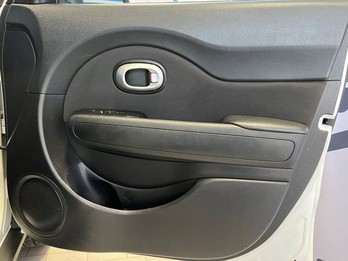 Used 2015 Kia Soul image 23