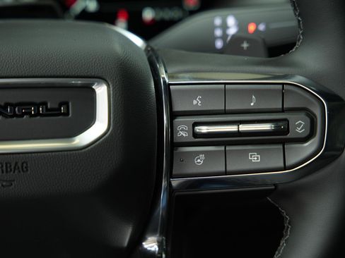 New 2026 GMC Yukon Denali w/ Denali Reserve Package AWD/4WD image 42