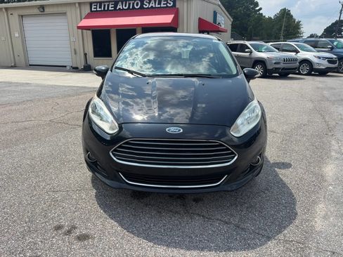 Used 2014 Ford Fiesta Titanium w/ Exterior Protection Package FWD image 4