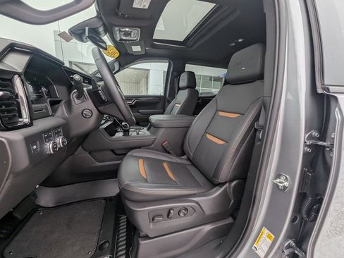 Used 2024 GMC Sierra 1500 AT4 w/ AT4 Premium Package image 21