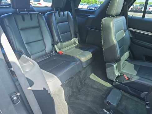 Used 2016 Ford Explorer Sport AWD/4WD image 14