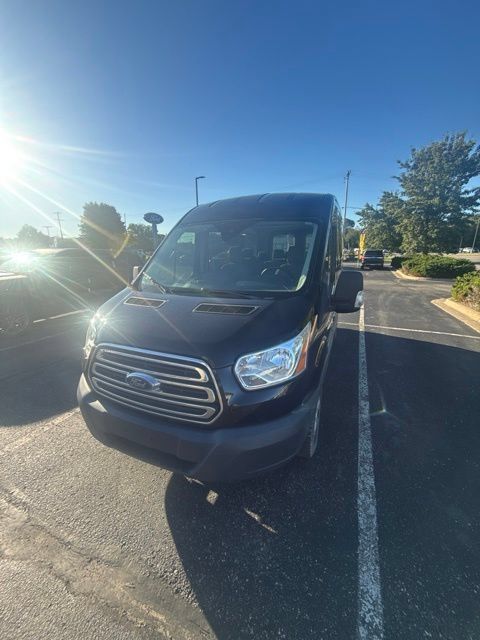 Used 2016 Ford Transit 150 XLT RWD image 1