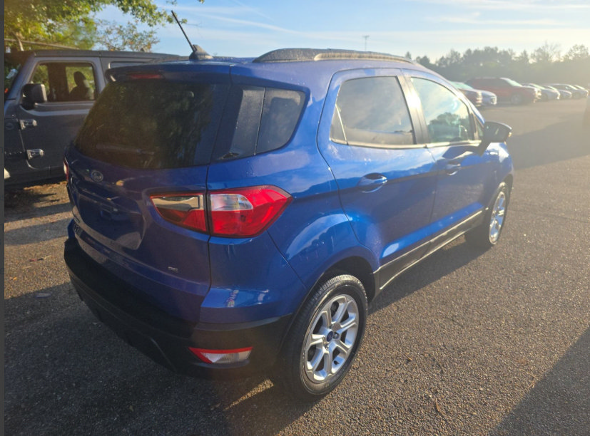 Used 2021 Ford EcoSport SE w/ SE Convenience Package FWD image 4