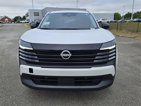 New 2026 Nissan Kicks SV image 2