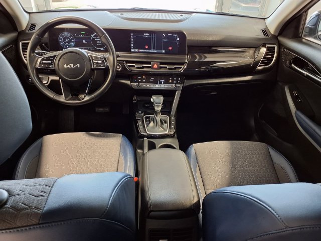 Used 2024 Kia Seltos S AWD/4WD image 21