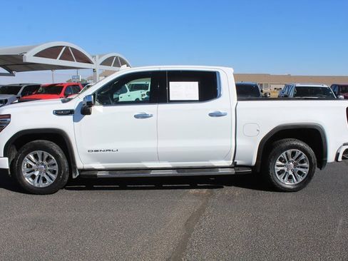 Used 2024 GMC Sierra 1500 Denali image 9
